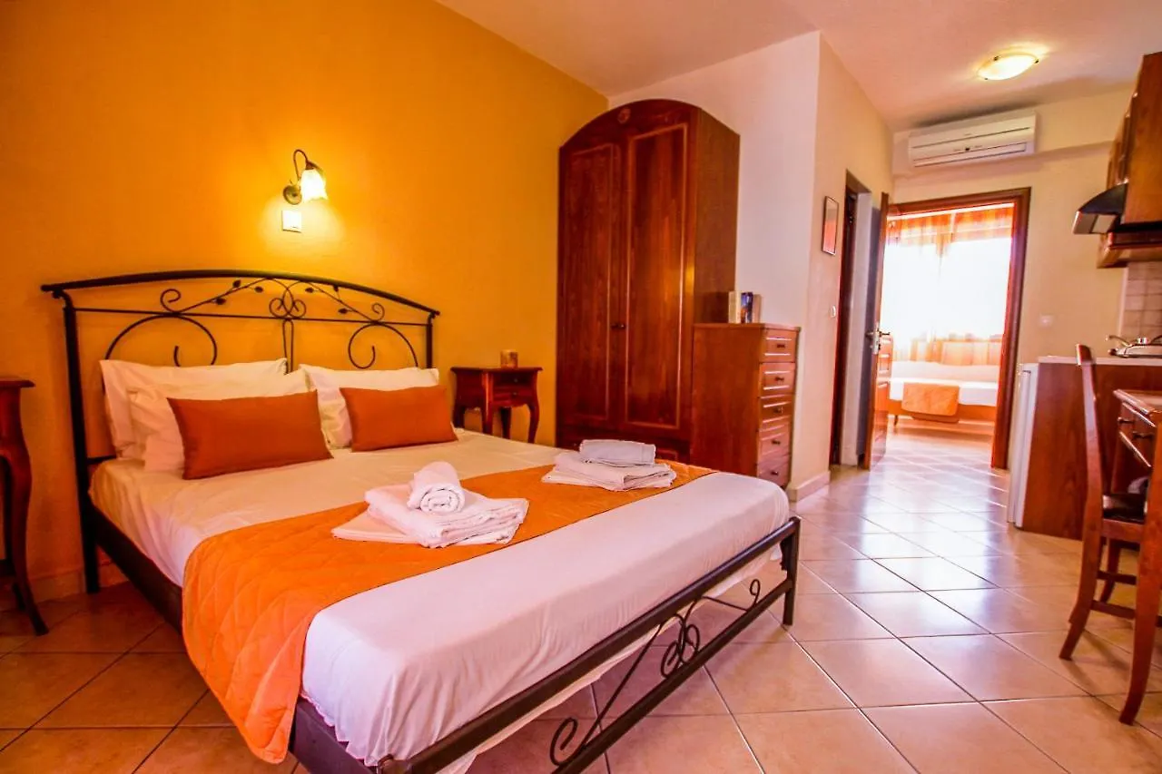 Xenonas Apollon Aparthotel Sarti