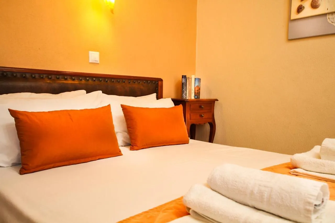 Xenonas Apollon Aparthotel Sarti